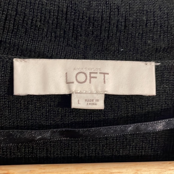 Women’s Ann Taylor LOFT Black Cardigan Sweater - Picture 2 of 4